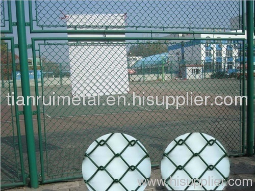 Chain link fences for football ground(10 years' factory)