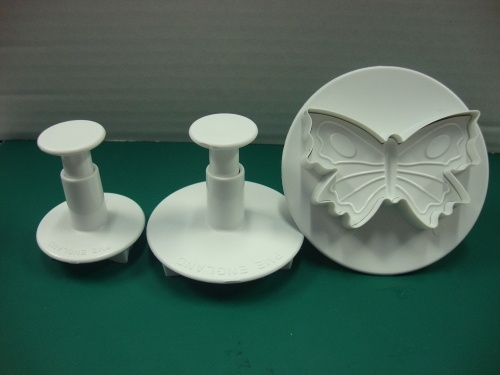 fondant cake decorating