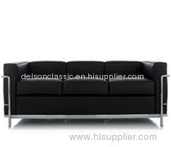 LC2 sofa by Le Corbusier DS319