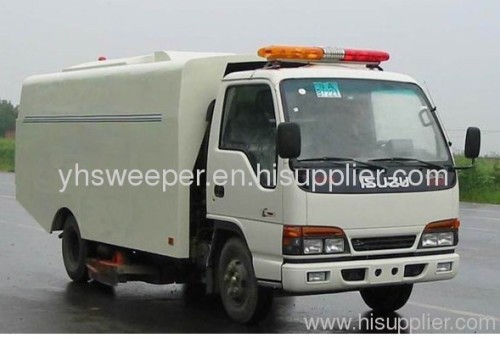NKR77LLPACJAY chassis-mounted vacuum road sweeper YHCX5070