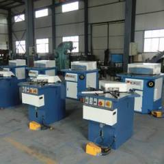 Hydraulic notching machine