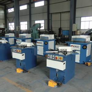 Hydraulic sheet notching machine