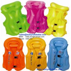 Inflatable swim vest