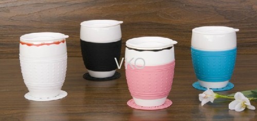 New Bone China Ceramic Coffee Mug With Silicone Saucer and Grip & Lid