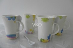 White Handle Ceramic Mug With Spoon