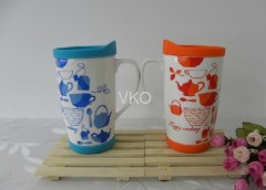New Creative Travel Ceramic Mug With Silicone Grip And Lid
