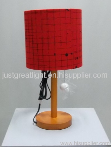 2012 modern red fabric column table light with wood base for bedroom TL018