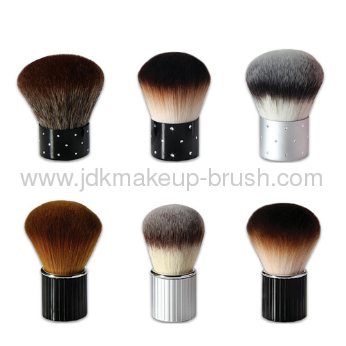 fashion design kabuki brush