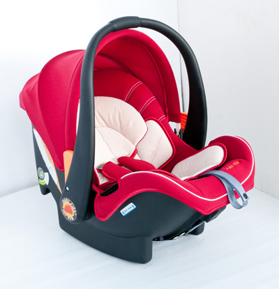 INFANT CAR SEAT GROUP 0+