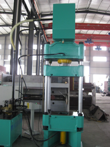 four columns hydraulic press machine