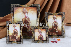 Upmarket Antique Hollowed-out Border Handmake Photo Frames