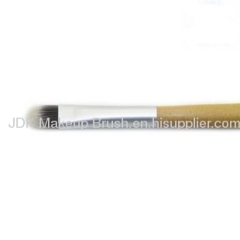 Professional Wood Handle Synthetic Hair Concealer Brush