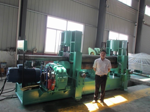 3 Hydraulic rollers machine