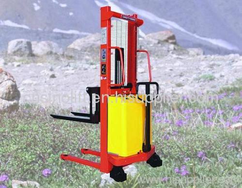 SINGLE MAST STACKER