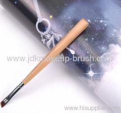 Angled Eyeliner Brush