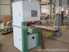 Automatic wood crusher