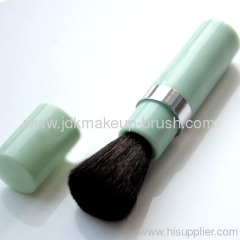 Retractable Cosmetic Blush Brush