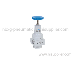 High pressure regulator