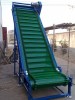 belt conveyor with baffle