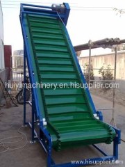 belt conveyor with baffle