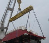 Lifting beam for lifting heavy lift