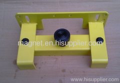 shuttering magnet box