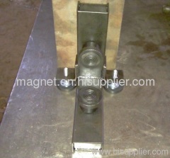 right angled double magnet box