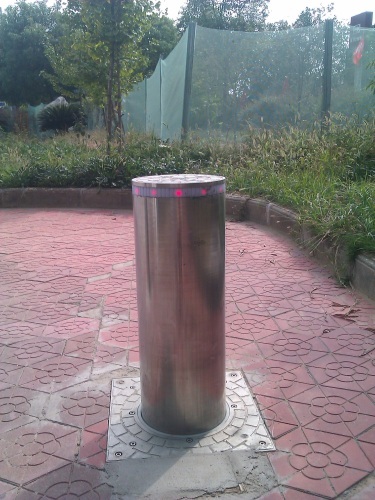 Automatic Bollard