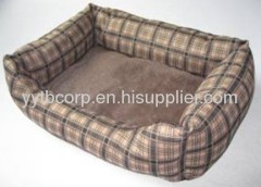 Plaid pet bed with PV fleece