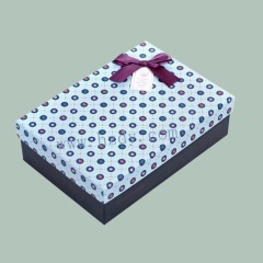 Removeable top paper gift box