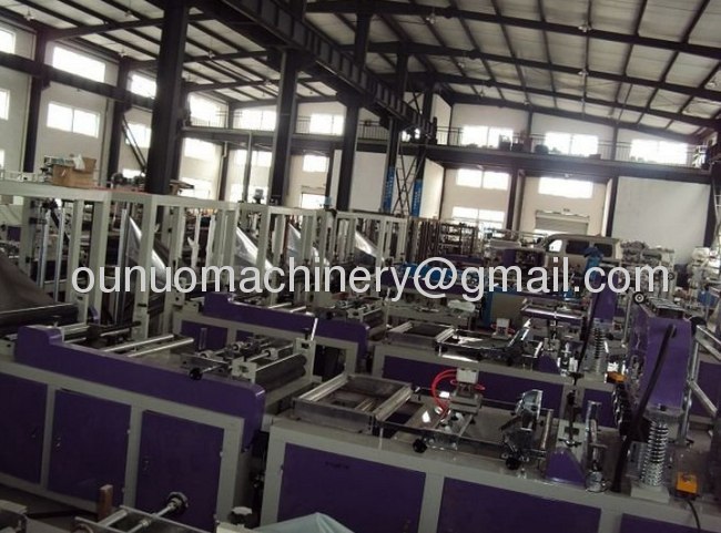 New design non woven bag making machine