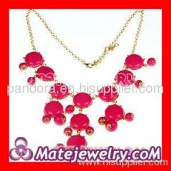 coral J Crew necklace Kelly Ripa wears