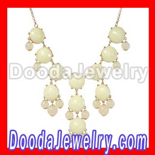 2012 Hot Elegant White Bubble Necklace, Resin Crew Bib Statement Necklace Custom Jewelry