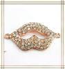 Personalized Alloy Handmade Jewelry Findings Crystal Gold Lip Charm 26 * 48mm