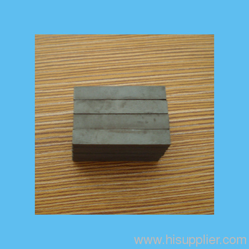 thin anisotropic ferrite magnets