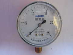 Low pressure gauge capsule pressure gauge