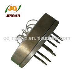 Metal door seal mould