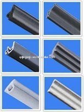 Environmental refrigeration equipment door seal