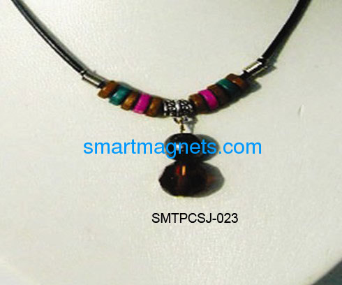 fashionable magnetic necklace pendant