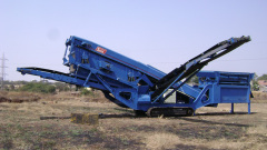 track mounted screening plant: mobile screening plant: scree