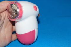 Electric lint remover/int shaver