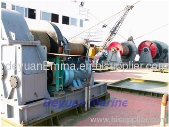 electrical anchor and mooring rope capstan