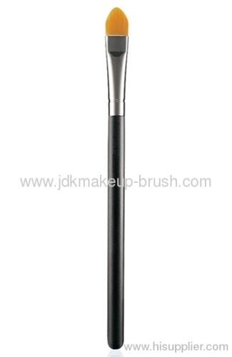 MAC Hot selling Concealer Brush