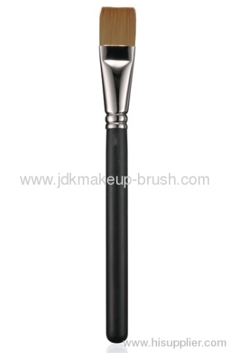 MAC Mask Brush