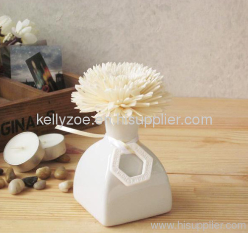 Ceramic Aroma Reed Diffuser Air Freshener with Sola Flower
