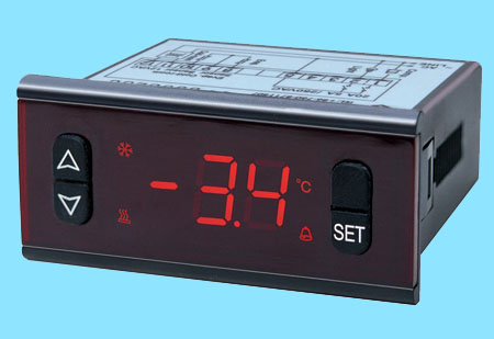 Heating type temperature controller