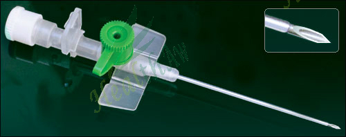 IV Cannula with injection port (with wings)