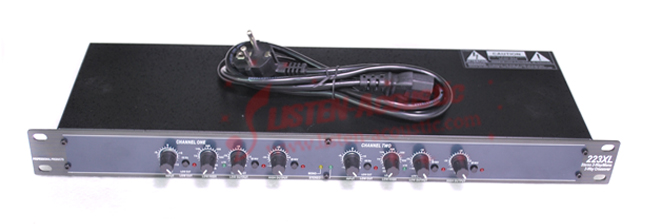 Stereo 2-Way Digital Graphic Equalizer EQ223