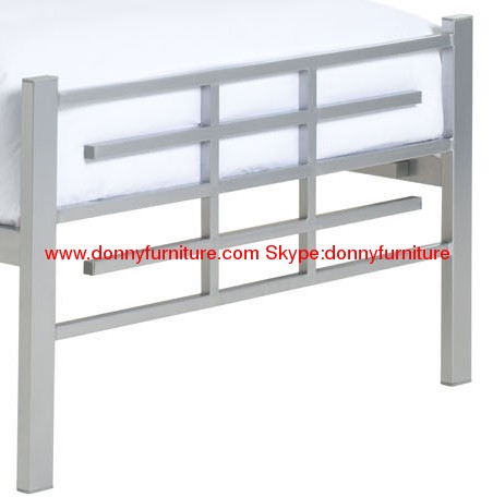 Rectangle metal bed