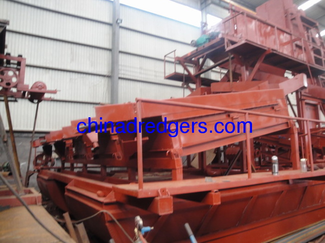 Bucket chain sand dredger